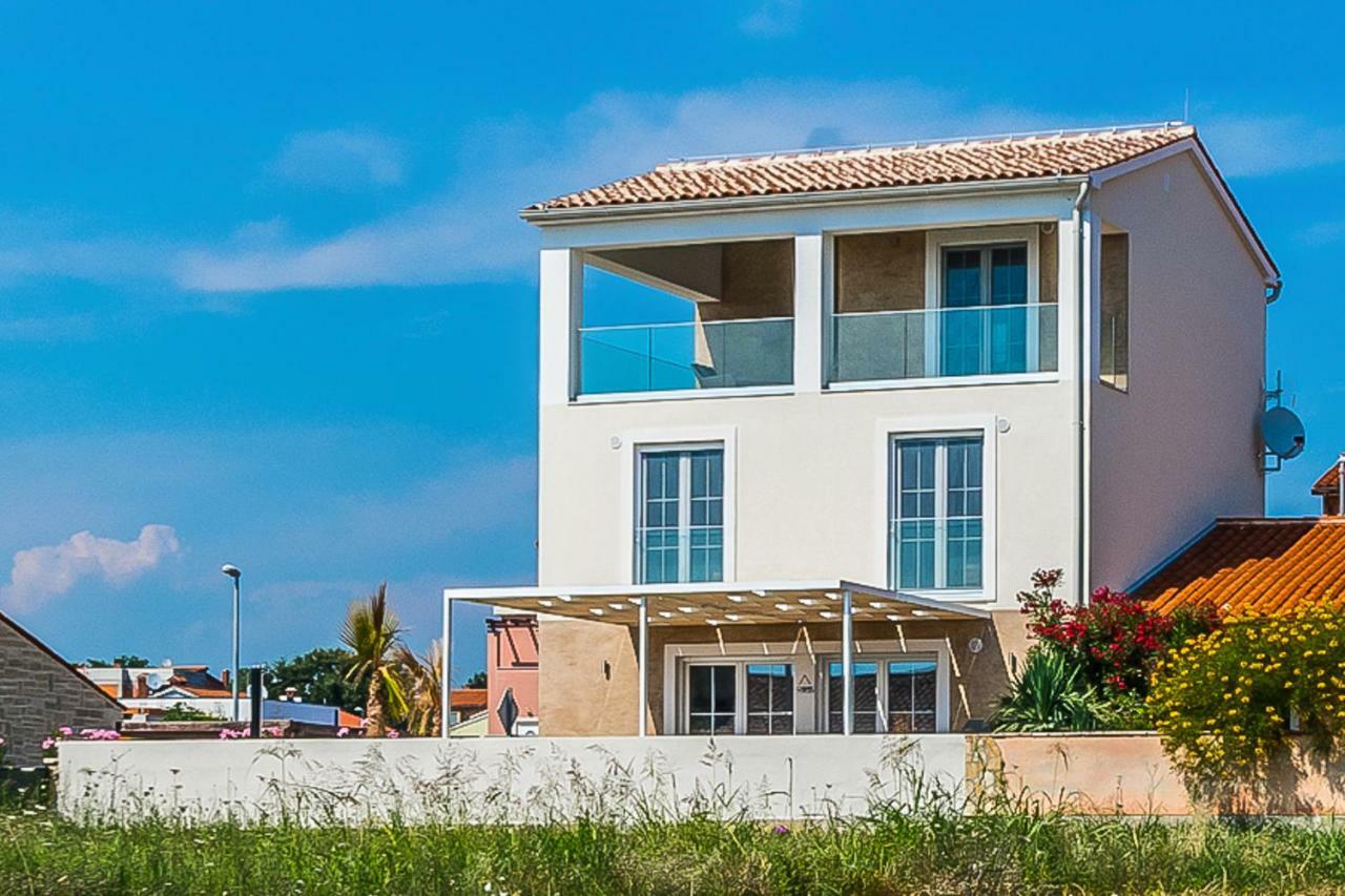 Villa Sunset Medulin Exterior photo